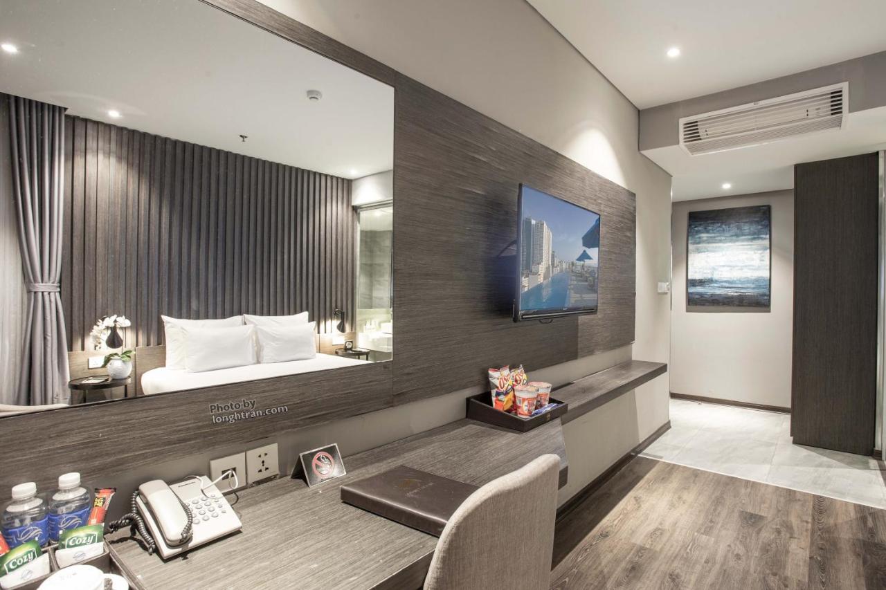 Grand Ocean Luxury Boutique - Infinity Rooftop Pool Дананг Екстер'єр фото