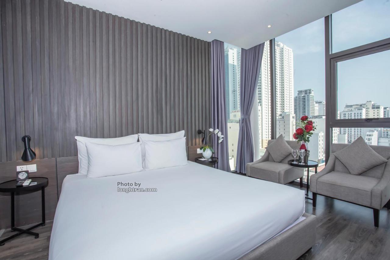 Grand Ocean Luxury Boutique - Infinity Rooftop Pool Дананг Екстер'єр фото