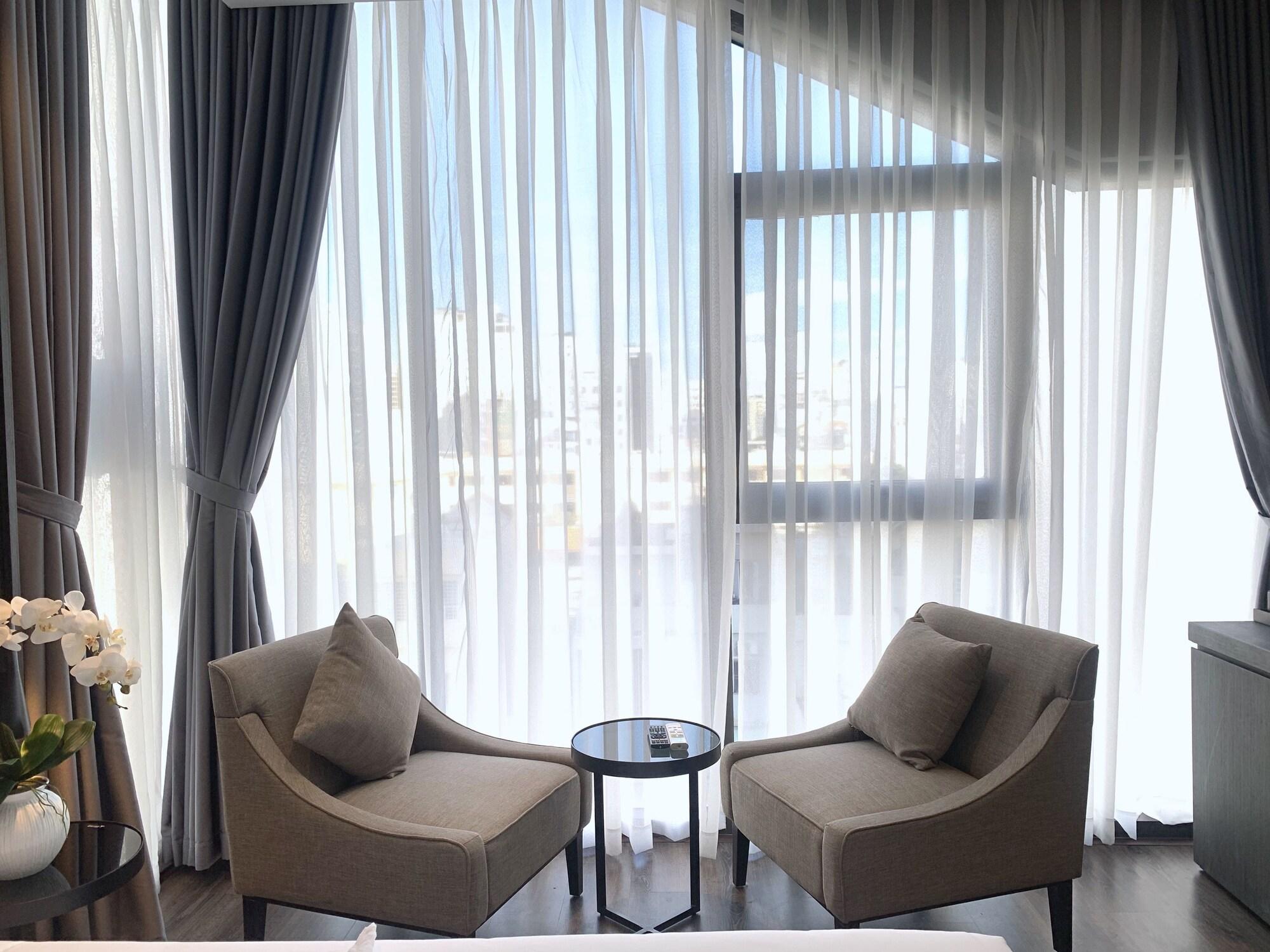 Grand Ocean Luxury Boutique - Infinity Rooftop Pool Дананг Екстер'єр фото